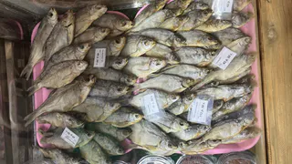 Эта рыба кишит паразитами: мы ее подаем на стол и даем детям. В ней нашли 10-метровых червей