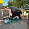 В Брянске проспект Героев оказался завален песком и мусором