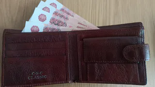 В Коврове вязниковскую пенсионерку обвиняют в краже кошелька в салоне сотовой связи