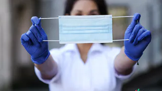 Роспотребнадзор рекомендует не отменять в Рязанской области масочный режим