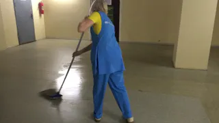 Уборщицы месяцами наводили порядок в РязГМУ без трудового договора и зарплат