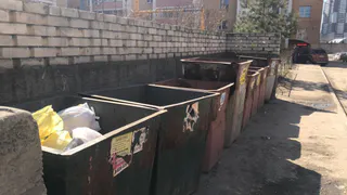 Мэрия Рязани призывает жителей сообщать о фактах несвоевременного вывоза мусора