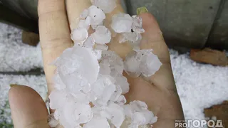 Видео. На Кораблино обрушился град