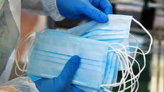 Плюс 150%: В России за сутки в больницы с коронавирусом попали 1 643 человека