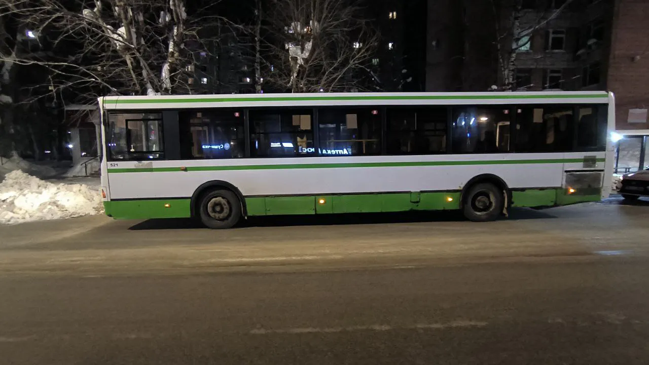 В Сыктывкаре водитель автобуса наехал на пенсионера и продолжил движение