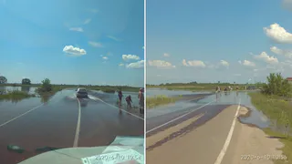 Море! Дорога, проходящая через село Шумашь, скрылась под водой