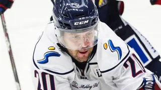 В команде пополнение: «Нефтехимик» подписал контракт с американским центрфорвардом