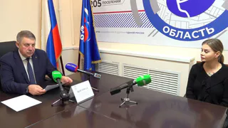 Губернатор Богомаз и Валентин Суббот провели приемы граждан