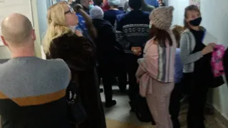 Праздники прошли, все сдавать кровь! В поликлиниках длиннющие очереди