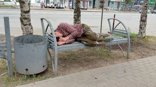 "Одни попрошайки и разгромленные дома": россиянин поделился в интернете честным отзывом об отдыхе в Абхазии