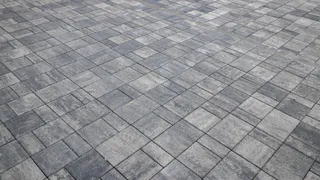 Тротуарная плитка: история, виды и преимущества использования