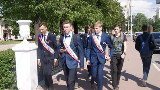 Последний звонок в Рязани глазами выпускников. Ребята рассказали о своих планах