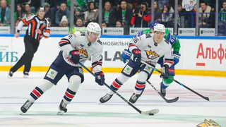 Магнитогорский тренер Андрей Разин предложил заменить судей в хоккее искусственным интеллектом: 