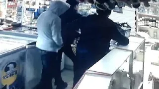 Задержаны: в Нижнекамске несколько подростков ограбили три магазина