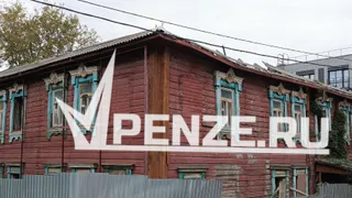 «Снести нельзя, реставрировать»: пензенцы просят спасти здание бывшего общежития духовного училища на ул. Чкалова