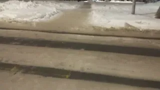 «Как спускаться до Гагарина? Хоть песок бы посыпали»