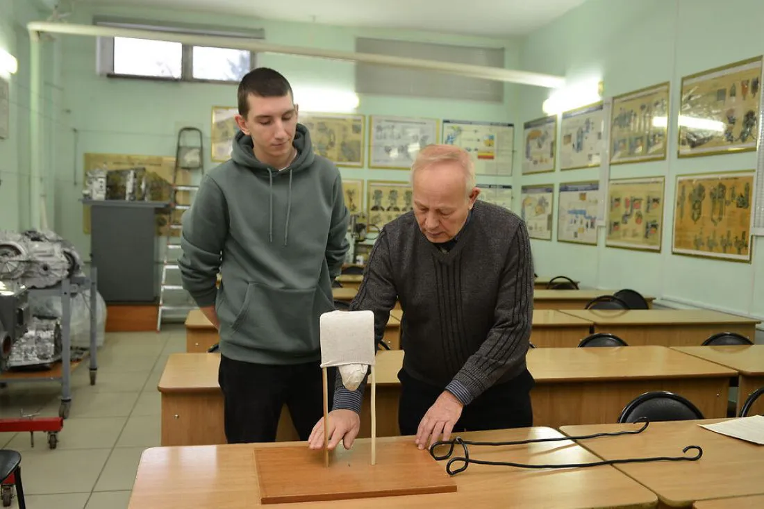 Ученые ПГУ и ПензГТУ запатентовали устройство для надевания носков