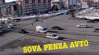 В Пензе на улице Суворова заметили неработающие светофоры и регулировщика