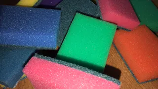 Роспотребнадзор предупредил, что кухонные губки вредны для здоровья