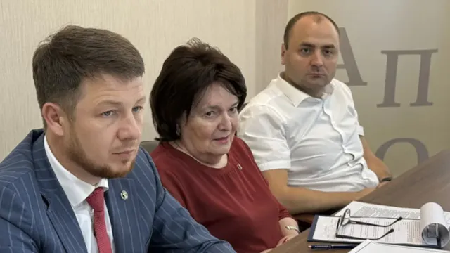 Брянская адвокатская палата лишила статуса юриста, уехавшего за границу
