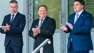 На открытие школы №11 в Нижнекамск приехал Айдар Метшин