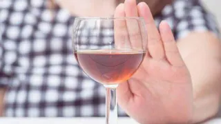 Отказ от алкоголя может выйти боком