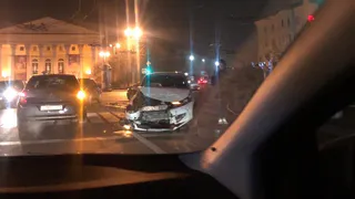 На Театральной случилась серьезная авария