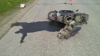 В Касимовском районе пенсионер на скутере врезался в Lada Granta