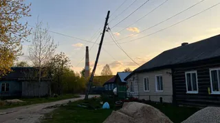 Опасно для жизни: в Судогодском районе была повреждена опора линий электропередач