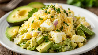 Не все могут сразу догадаться из чего я готовлю этот замечательный салат. Всего два основных ингредиента, а вкуснота невероятная