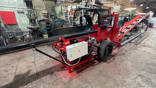 В Сысольском районе появится новое дровокольное оборудование