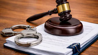 В регионе осудили экс-полицейского за мошенничество с использованием служебного положения