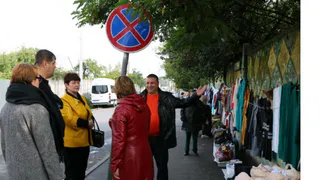 В Брянске местным жителям запрещают торговать возле Центрального рынка