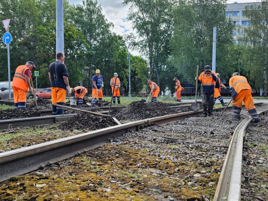Рафаэль Игтисамов: «Шпалы меняют на разных участках, иногда по 3 шпалы и по 5»