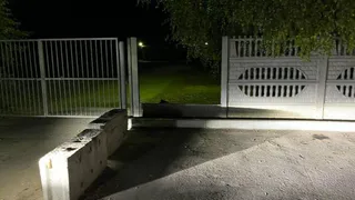 В Кадоме 19-летний мотоциклист с 16-летним пассажиром протаранил забор