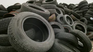 Жителям Пензы рассказали куда можно выбрасывать старые автомобильные шины