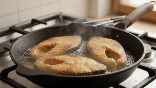 Забыла про дорогую говядину и курицу: нашла копеечный источник белка, который в разы полезнее и вкуснее — в СССР его обожали, а сейчас обходят стороной