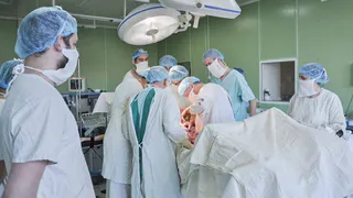 Рязанские врачи спасли 102-летнюю бабушку: женщина получила сложный перелом