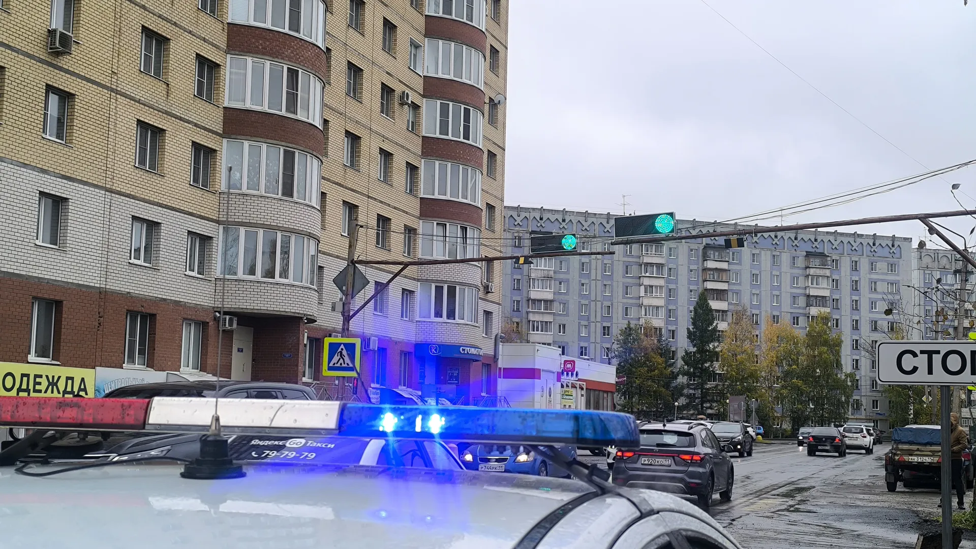 В Сыктывкаре завершается дорожный ремонт: 5 улиц готовы на 100% и +1 умный светофор