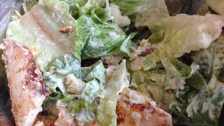 Теперь готовлю "Цезарь" только так: лучше ресторанного в 100 раз – все гости в восторге.