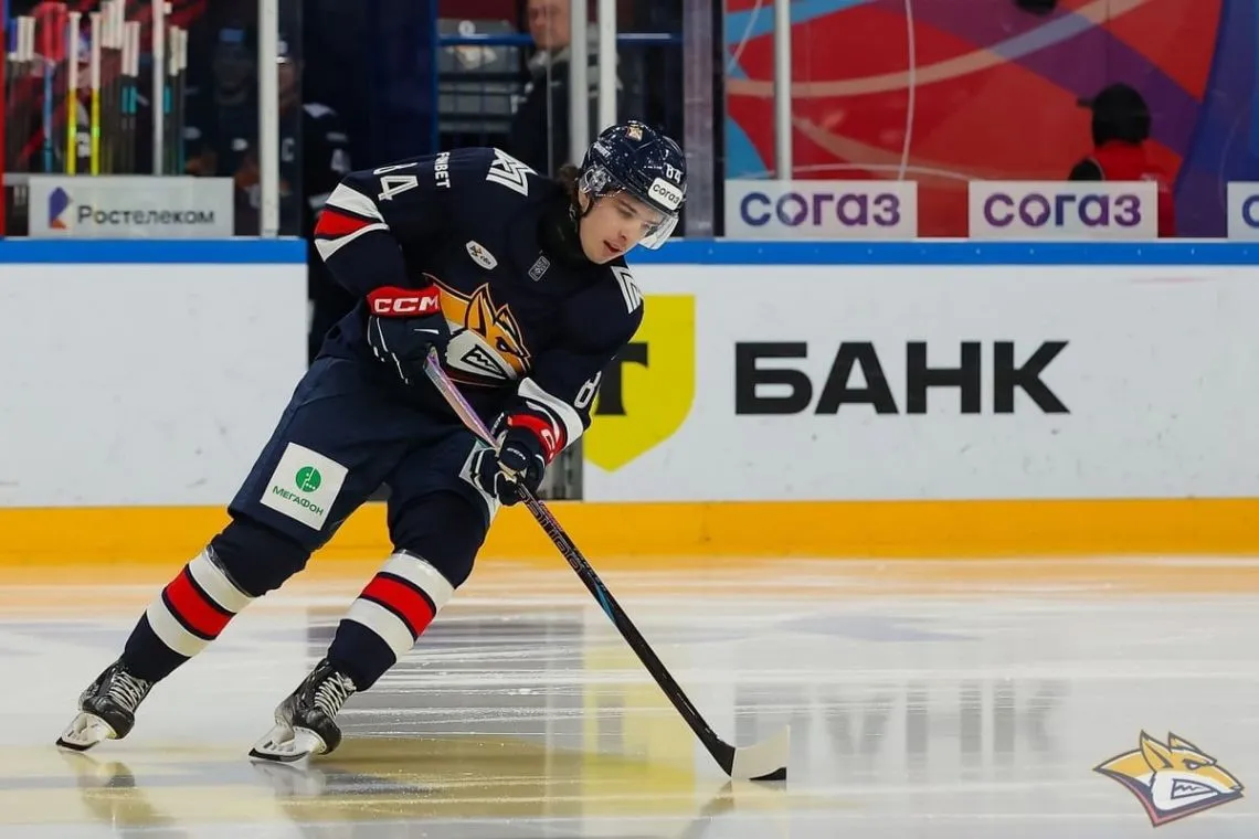 Молодой нападающий Михаил Федоров дебютировал за «Металлург» в КХЛ