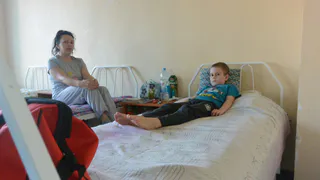 В рязанском дворе ребёнок упал с турника и потерял сознание