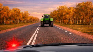 Этот дорожный знак делает обгон незаконным даже при прерывистой линии — многие узнают слишком поздно