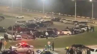 В Чебоксарах встреча блогера с фанатами обернулась 23 протоколами