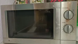 Волшебная кнопка в микроволновке и еда в разы вкуснее: спасибо продавцу бытовой техники – сейчас жму ее всегда