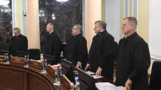 Суд оставил под стражей депутата, сбившего насмерть подростка под Рязанью