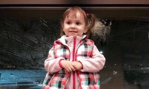 Первые вдохи: состояние 3-летней девочки из Татарстана, захлебнувшейся в бассейне Таиланда, становится лучше