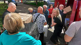 Благотворительные организации Коми передали посылки для бойцов на СВО