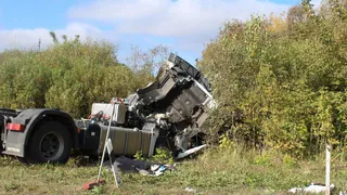 В Рязанской области в ДТП с двумя большегрузами пострадал человек