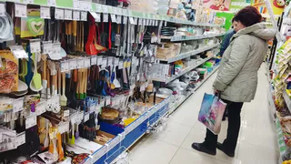 В Фикс Прайсе появились новые полки с товарами до 500 рублей: присмотрела себе 3 кухонных гаджета - так вот почему на них желтые ценники